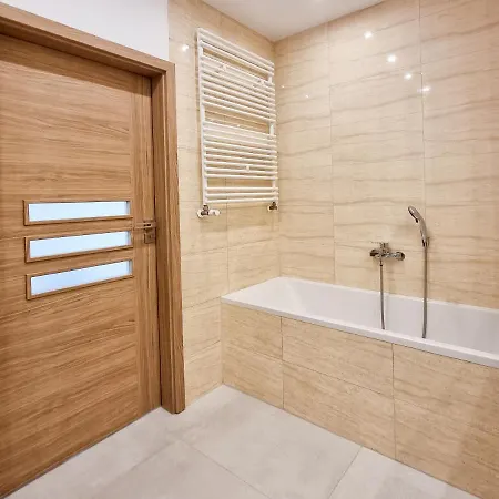 Visit Baltic - Platan Apartmán *