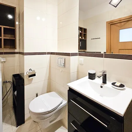 Visit Baltic - Platan Apartmán Svinoústí