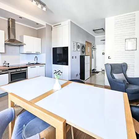 Visit Baltic - Platan דירה